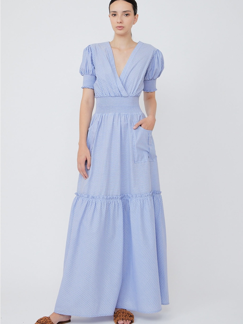 Women's Light Blue Striped V-Neck Maxi Dress with Puff Sleeves